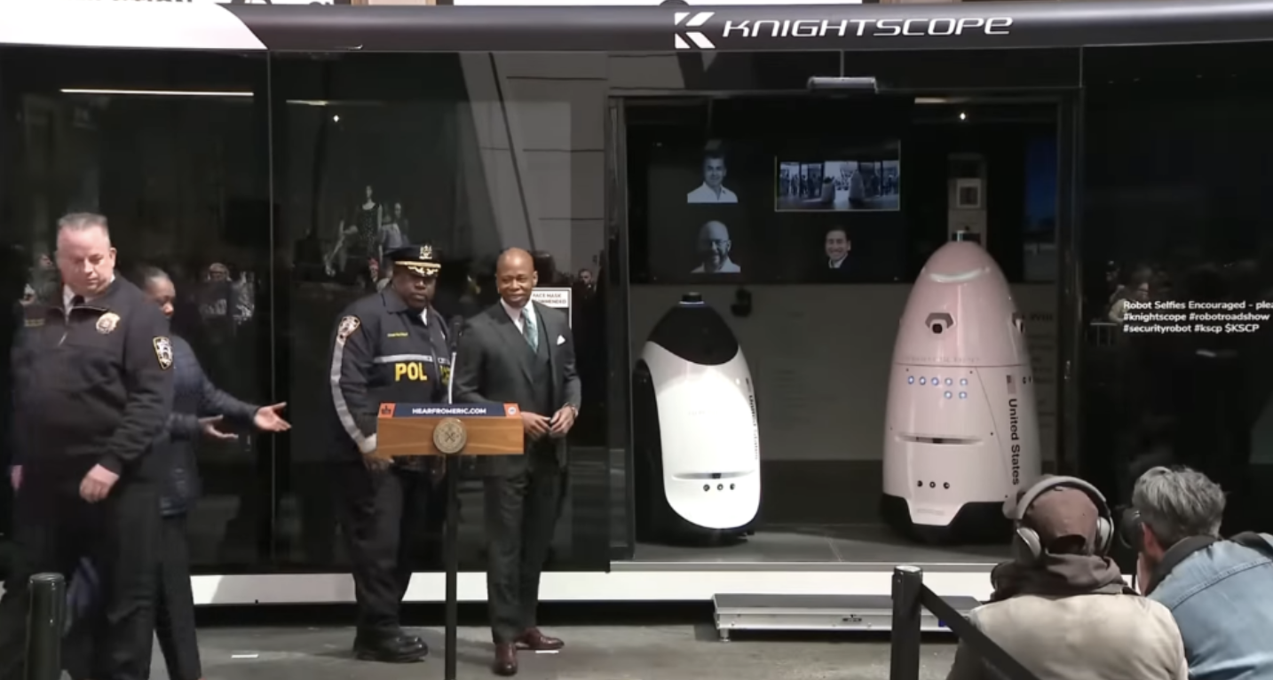 NYC Testing Security Robot In Times Square